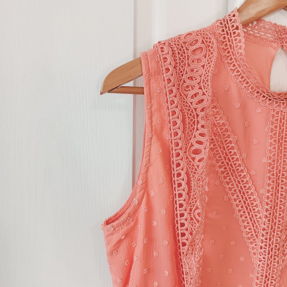 Calligraphie Women's Coral Swiss Dot Lace Trim High Neck Sleeveless Top Size L - Picture 5 of 15